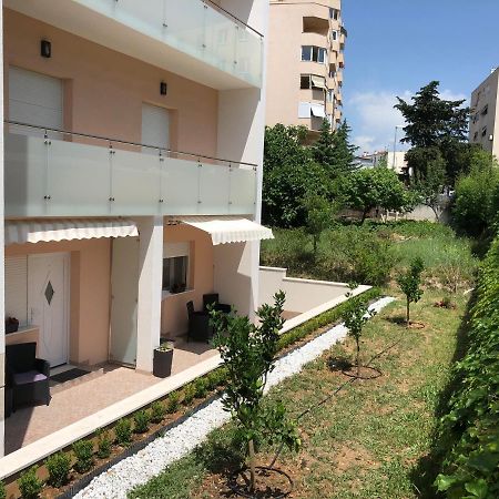 Drop In Split Luxury Suites Bagian luar foto