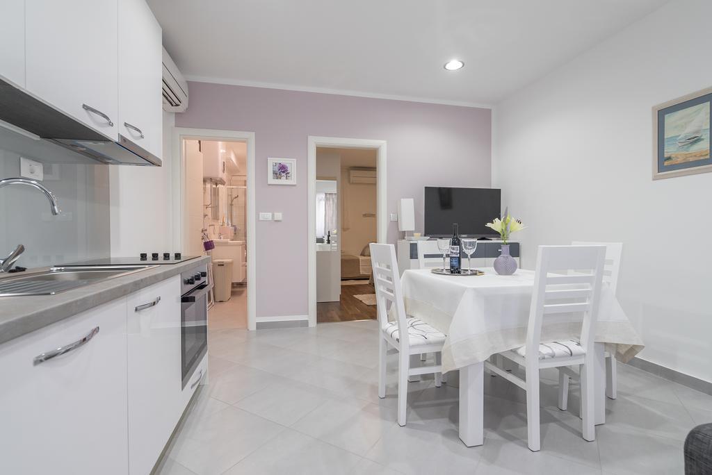 Drop In Split Luxury Suites Bagian luar foto
